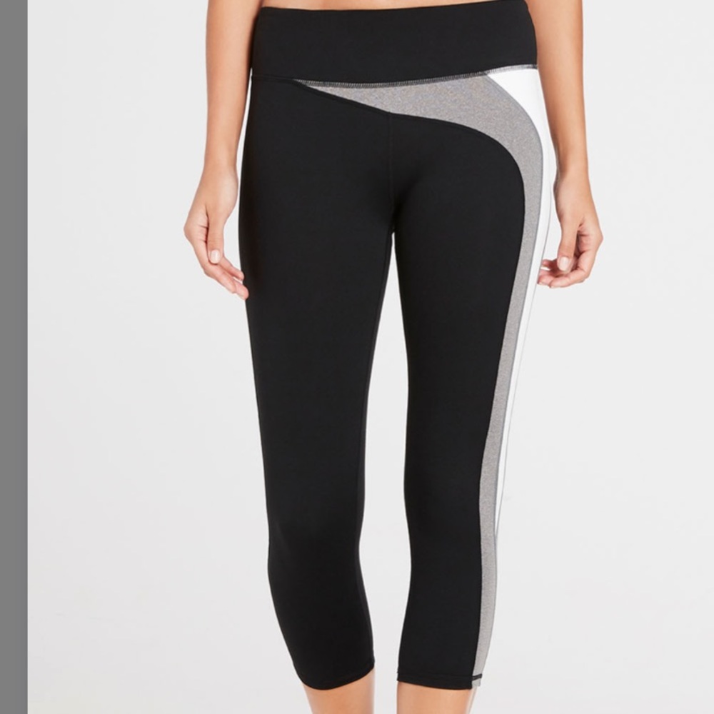 Fabletics capris